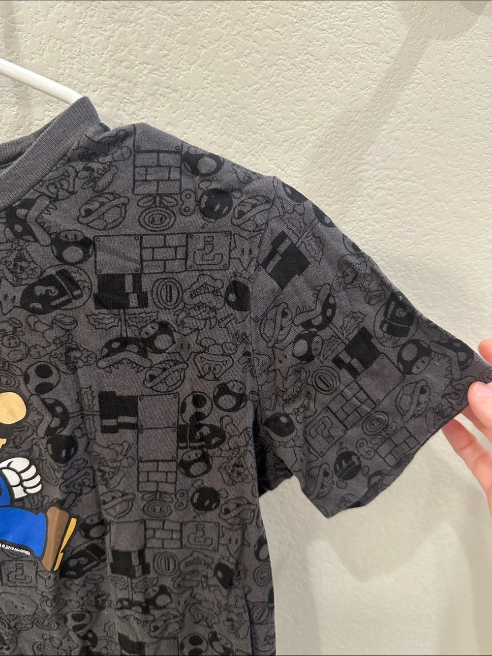 VGUC Old Navy Brand Kids Super Mario Tee - Gray with Red & Blue Size 10 12 L
